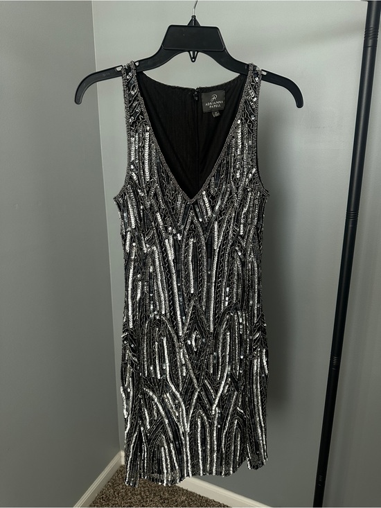 Adrianna Papell Dresses & Skirts - Adrianna Papell Black & Silver Beaded V-Neck Mini Dress - Gatsby/Flapper Style